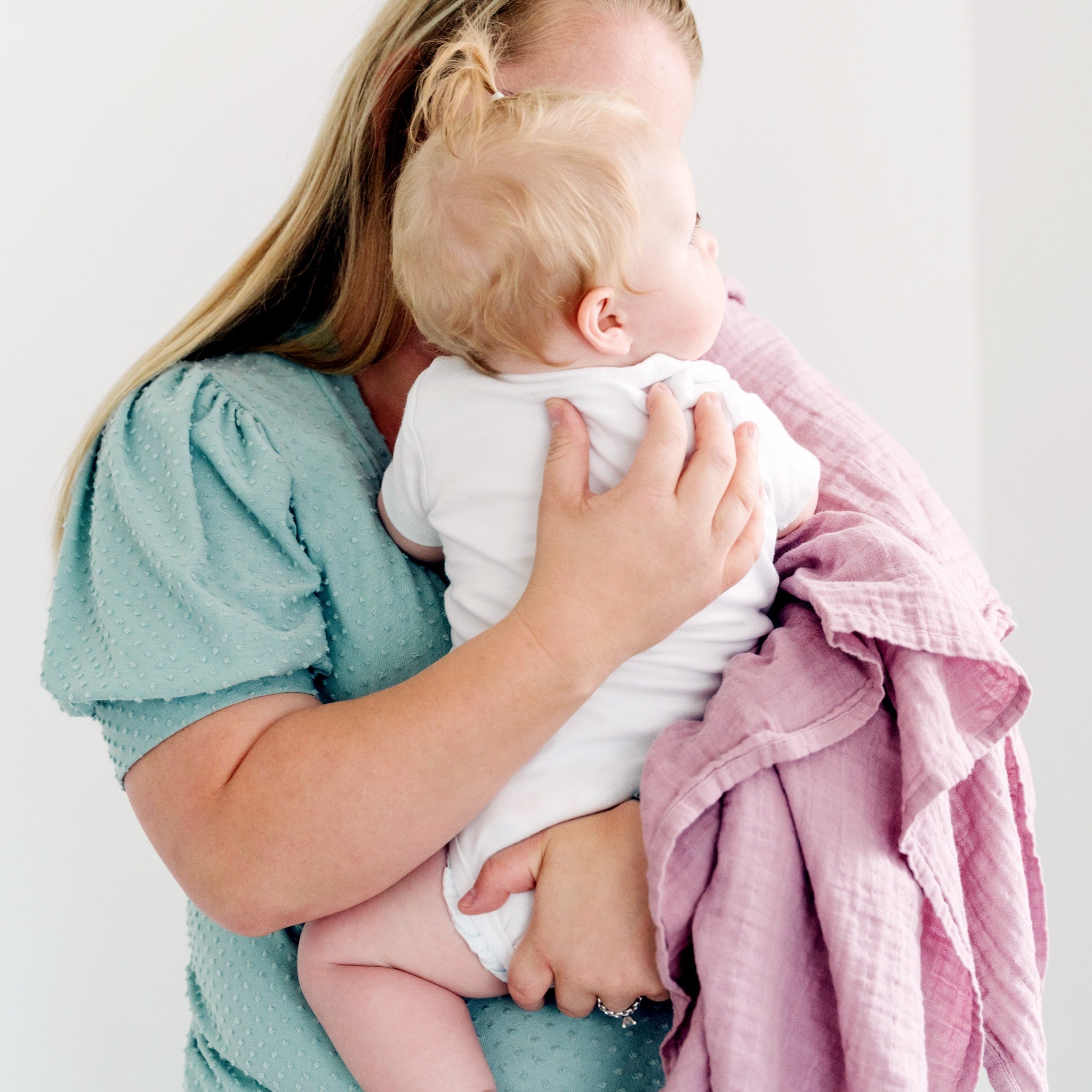 Organic Cotton Muslin Swaddle Blanket - Mauve